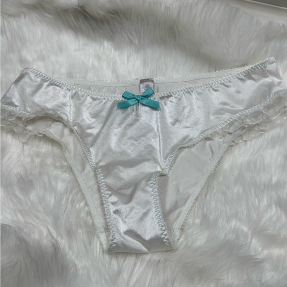 Sexy Little Bride Victorias Secret White Bridal panty - Picture 6 of 9